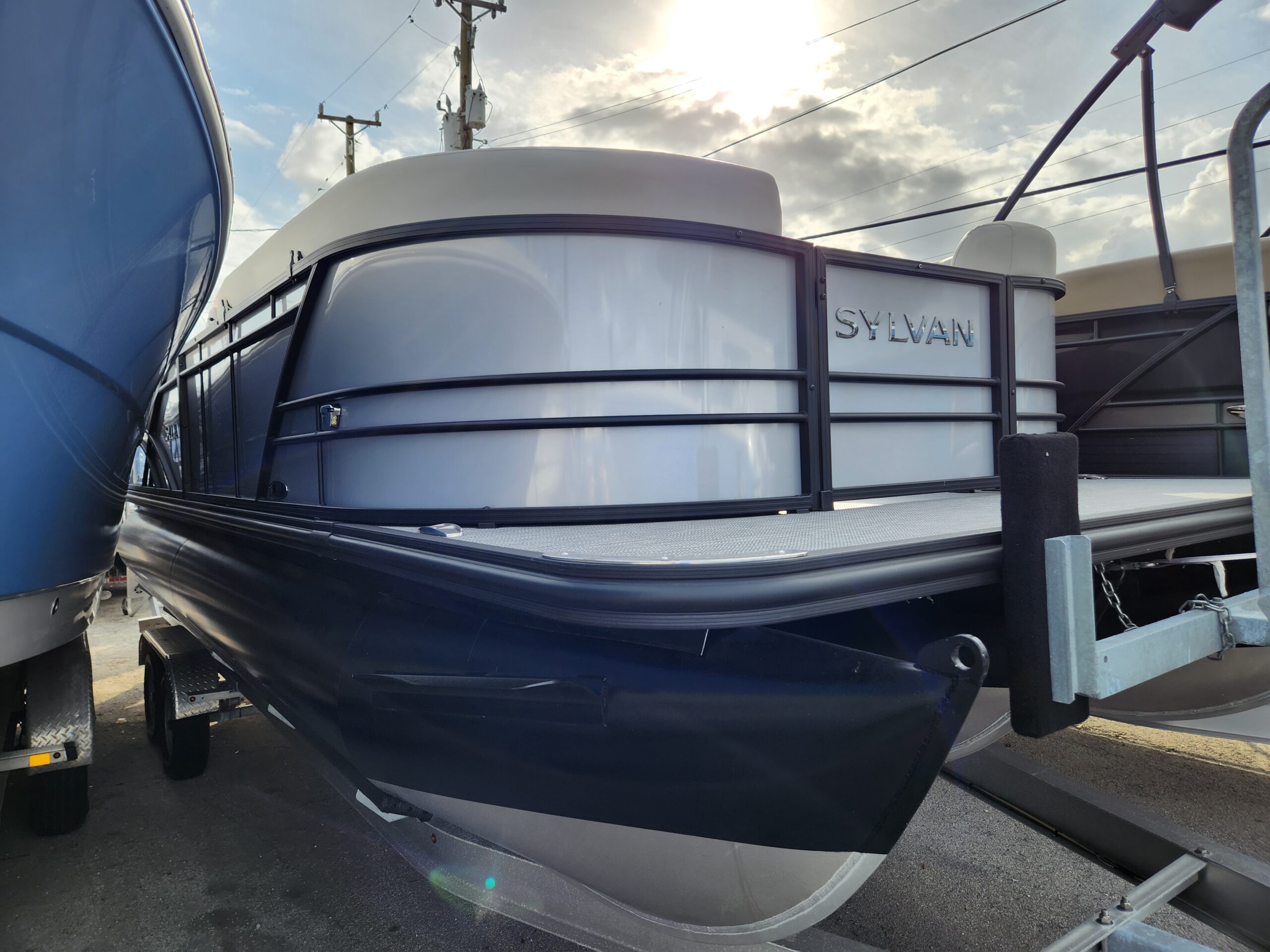 2023 SYLVAN X5