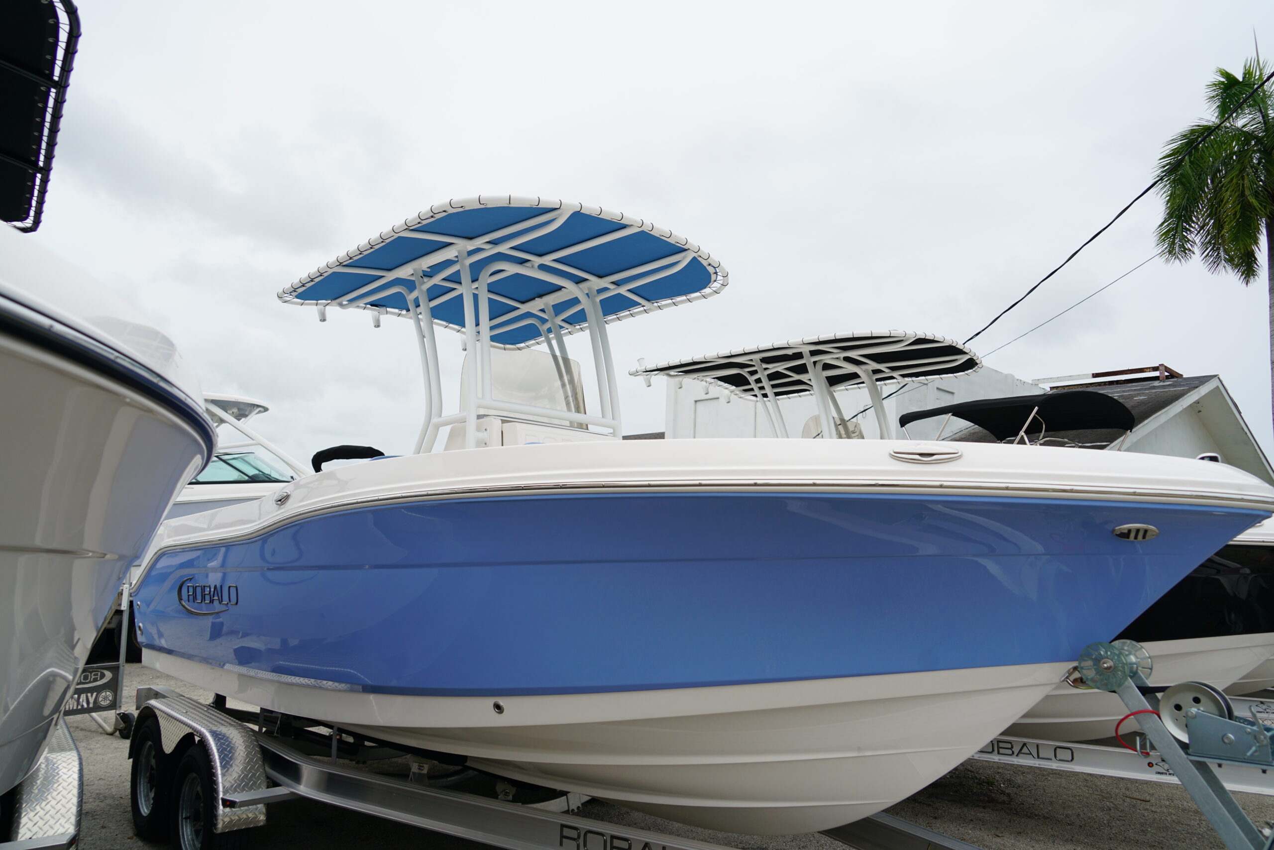 2025 ROBALO 202 Explorer