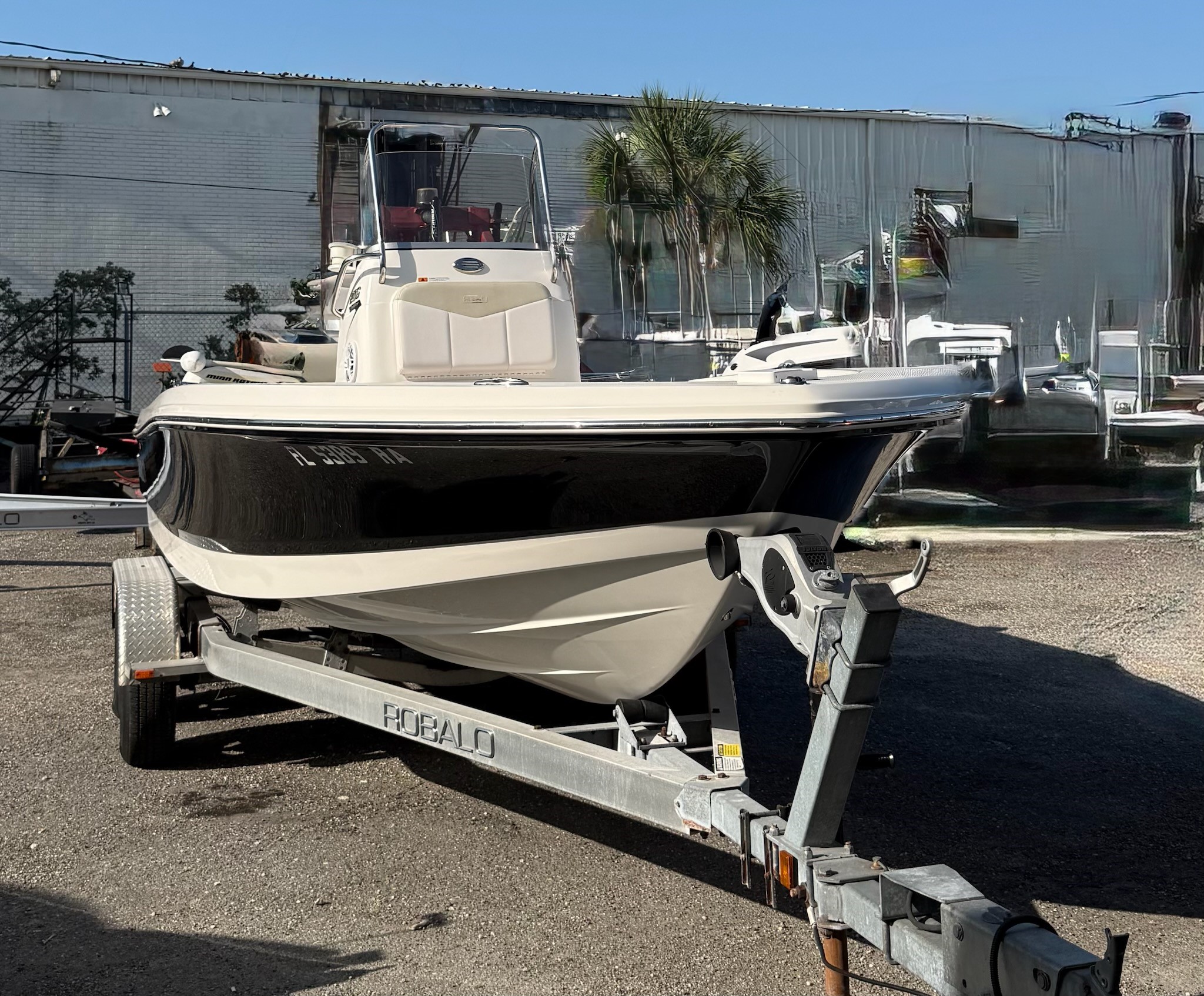 2016 ROBALO R206